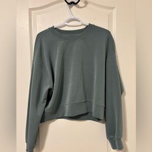 EUC Lululemon Perfectly Oversized Cropped Crew Softstreme Tidewater Teal Size 6